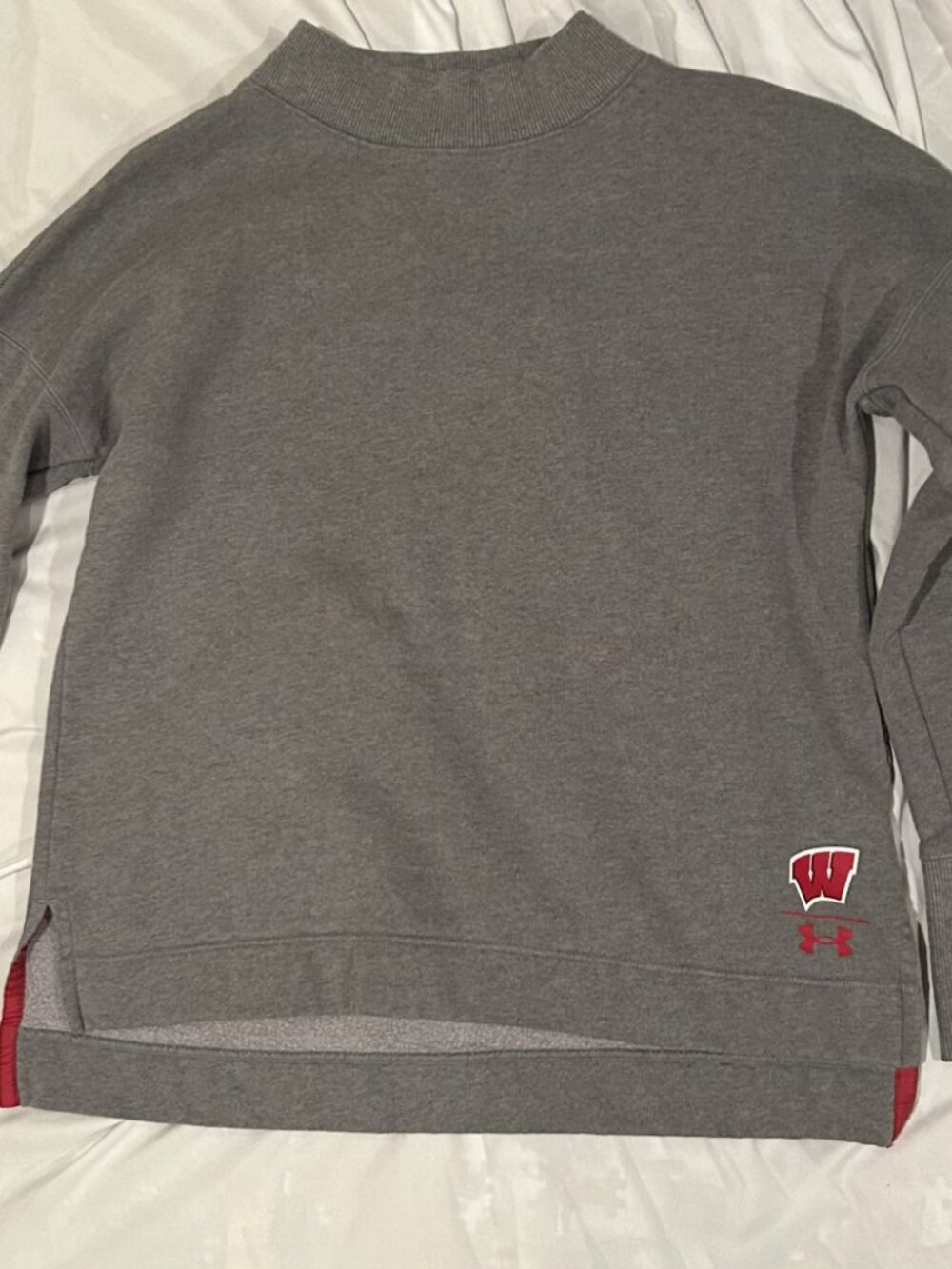 Under Armour Gray Wisconsin Badgers Mock Neck Spirit Sweatshirt Size Mens S